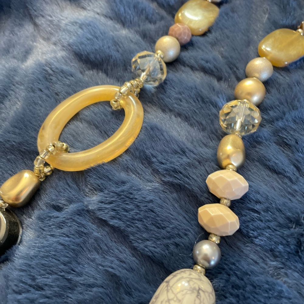 Chico’s Natural Colored Beaded necklace